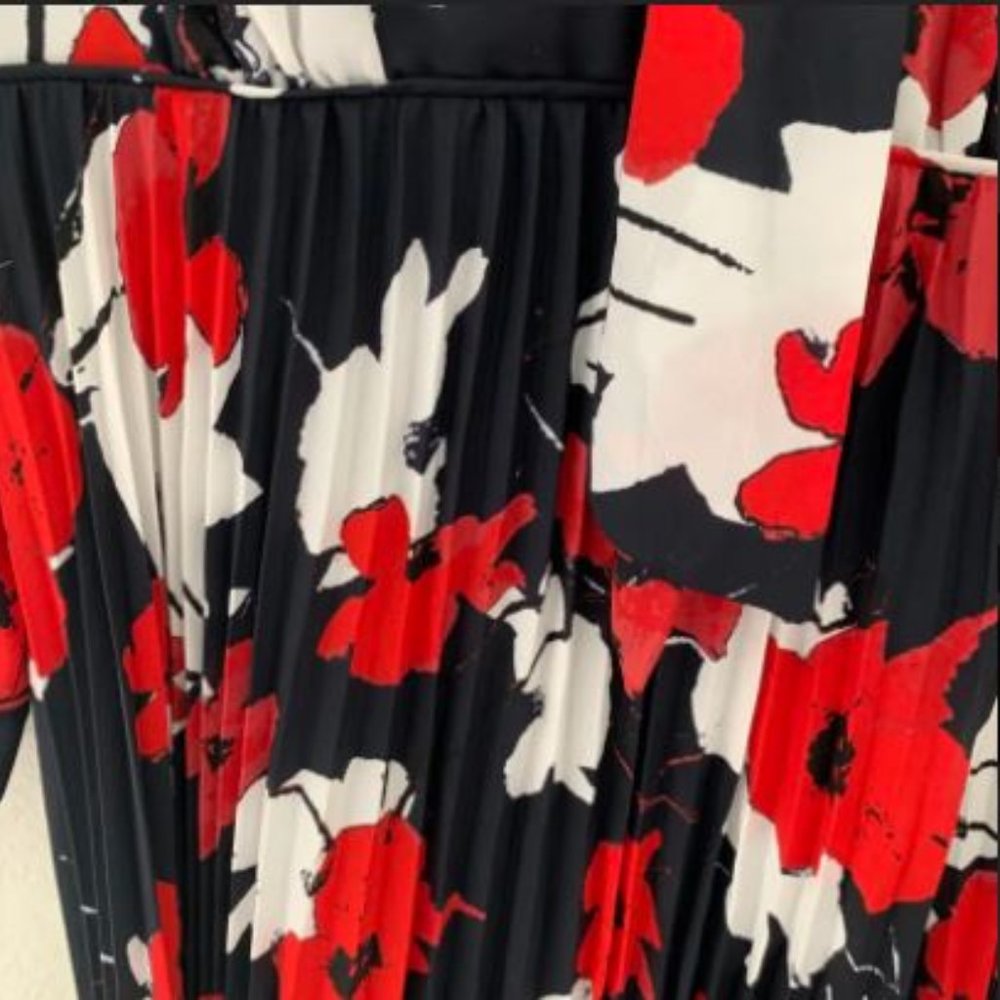 NWOT J Crew Petite Tie-neck Pleated A-line Dress P6 - Picture 4 of 9